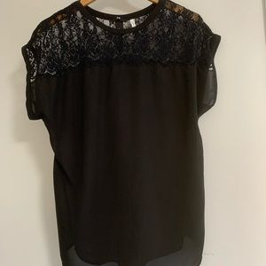 (2/$20) H&M Size 2 Black Work Blouse w/ Lace
